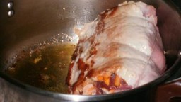 Recepta de cuina de Vadella farcida amb ronyons