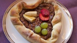 Recepta de cuina de Pizza de xocolata amb fruites