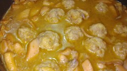 Recepta de cuina de Sípia amb mandonguilles