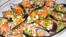 Recepta de cuina de Musclos amb salsa vinagreta