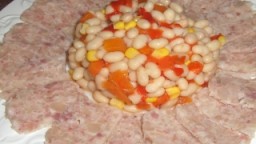 Recepta de cuina de Mongetes del ganxet amb carpaccio de carn d’escudella