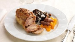 Recepta de cuina de Conill farcit de bolets, orellanes i codonyat