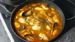 Recepta de cuina de Calamars farcits de musclos