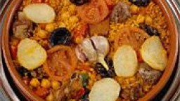 Recepta de cuina de Arròs amb cigrons i botifarra blanca