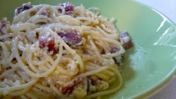 Espaguetis carbonara