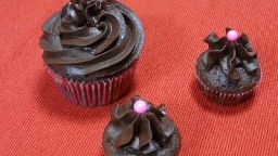 Recepta de cuina de Cupcakes Sacher (Pastís Sacher en miniatura)