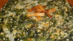 Recepta de cuina de Gratinat d'espinacs i formatge parmesà