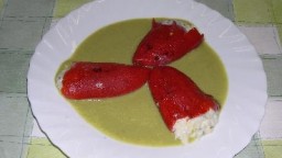 Recepta de cuina de Pebrots del piquillo farcits de bacallà