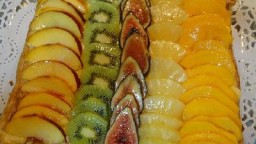 Pasta de Full Amb Crema i Fruites
