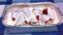 Recepta de cuina de Pebrots del piquillo farcits de tonyina i gambes