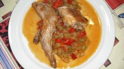 Recepta de cuina de Conill amb samfaina