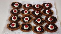 Recepta de cuina de Croquetes de santa tresa amb xocolata i nata