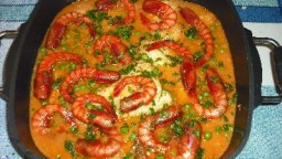Recepta de cuina de Lluç amb salsa de gambes