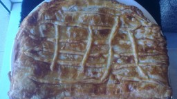 Recepta de cuina de Empanada de tonyina