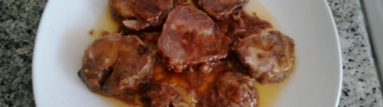 Galta de porc farcida