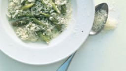 Recepta de cuina de Risotto de vainilla amb espàrrecs i cerfull