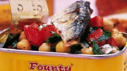 Recepta de cuina de Amanida d'estiu amb cigrons i sardines de llauna