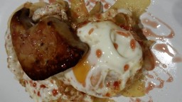 Recepta de cuina de Ous estrellats amb foie fresc