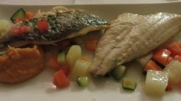 Recepta de cuina de Orada amb salsa de mantega blanca  i verdures