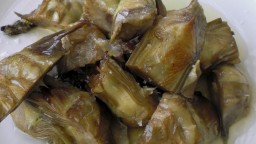 Recepta de cuina de Risotto de formatge de cabra i carxofes confitades