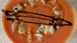 Recepta de cuina de Sopa freda de tomàquet amb llagostins