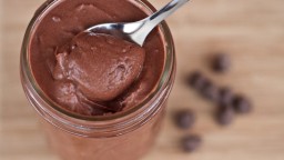 Recepta de cuina de Mousse de xocolata amb avellanes