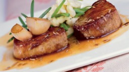 Recepta de cuina de Medallons de Filet de Porc amb Salsa de Cervesa (Cuinats a baixa temperetura)