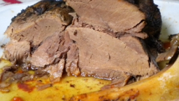 Recepta de cuina de Cuixa de Porc Senglar cuinada a baixa temperatura