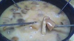 Recepta de cuina de Fondue de formatge amb ceps