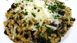 Recepta de cuina de Arròs amb ceps i trompetes de la mort