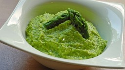 Recepta de cuina de Pesto d’espàrrecs verds