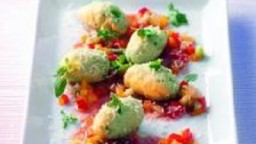 Recepta de cuina de Nyoquis amb herbes i salsa de gaspatxo