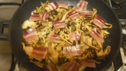 Recepta de cuina de Saltat de ceps i camagrocs