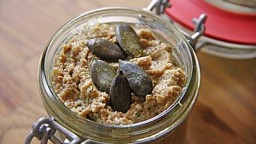 Recepta de cuina de Pesto de bolets ceps, (Boletus edulis)