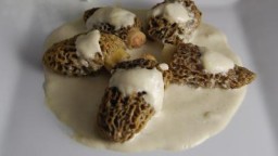 Recepta de cuina de Rabassoles farcides de foie amb salsa de ceps