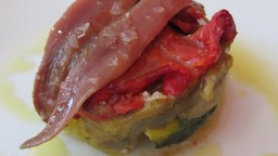 Recepta de cuina de Timbal de verdura escalivada amb anxoves