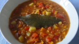 Recepta de cuina de Sopa picant de llenties vermelles