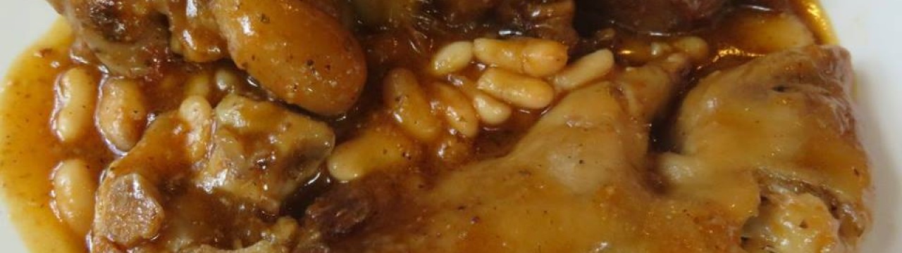 Peus de porc amb fesols