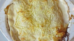 Recepta de cuina de Canelons de tres tipus de carn