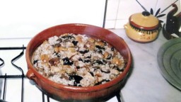 Recepta de cuina de Arròs amb costella de porc i bolets