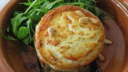 Recepta de cuina de Terrina d'albergínia amb formatge de cabra gratinat