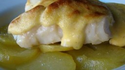 Recepta de cuina de Rap amb muselina d'all i patates