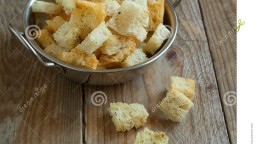 Recepta de cuina de Com fer Crostons de pa