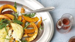 Recepta de cuina de Amanida de carabassa tèbia, amb formatge Tome