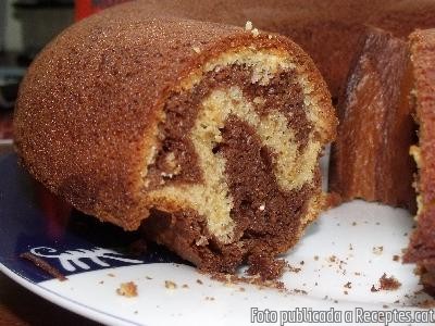 Recepta de cuina de Pà de péssic de dos colors