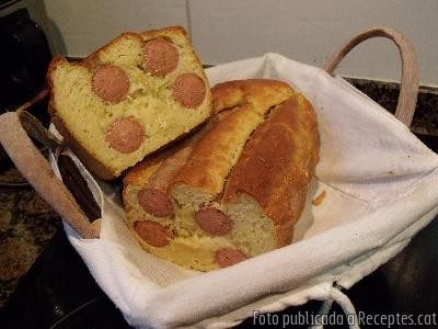 Recepta de cuina de Cake salat de salsitxa