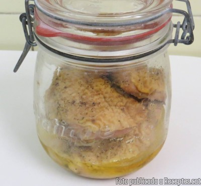 Recepta de cuina de Confit de sobrecuixes de pollastre en conserva