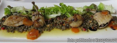 Recepta de cuina de Amanida de guatlles escabetxades amb llenties pardines