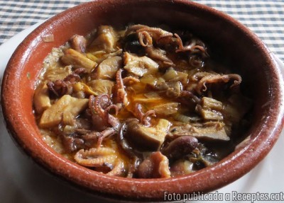Recepta de cuina de Cassoleta de popets amb llenegues negres