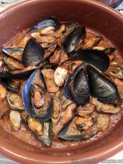 Recepta de cuina de Musclos i cloïsses a la marinera